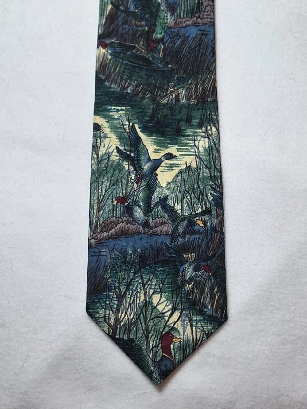 Lake 'N Trail Flying Mallard Duck Tie 3.75